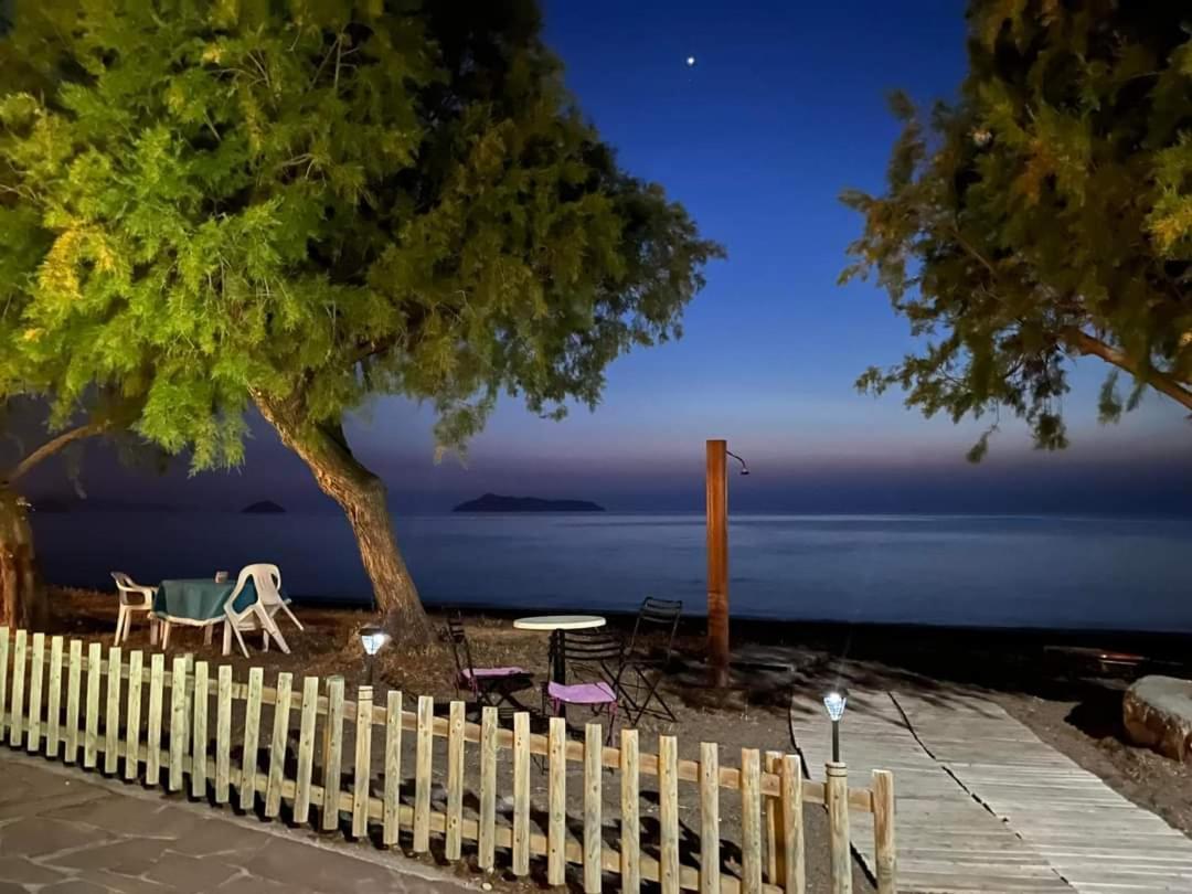 Coastline Villa เปตรา ภายนอก รูปภาพ